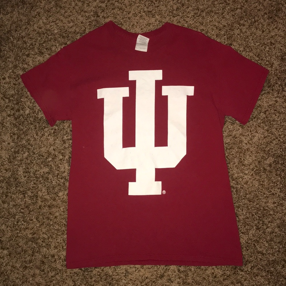 IU t shirt